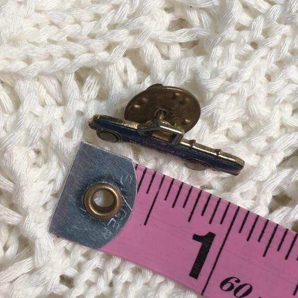 JJ Windshields Enamel Pickup Truck Vehicle Advertising Lapel Pin Brooch - Picture 6 of 8